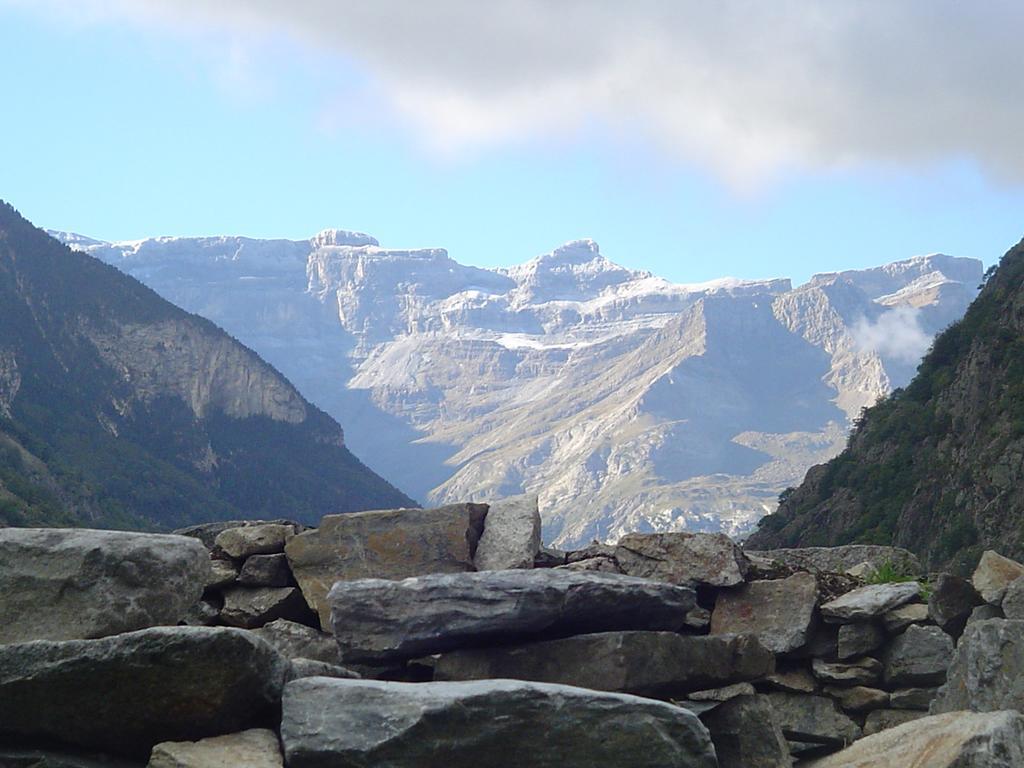 Yourtes Mongoles Gavarnie Gèdre Buitenkant foto