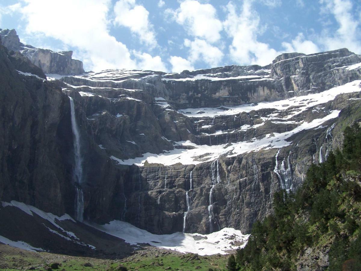 Yourtes Mongoles Gavarnie Gèdre Buitenkant foto